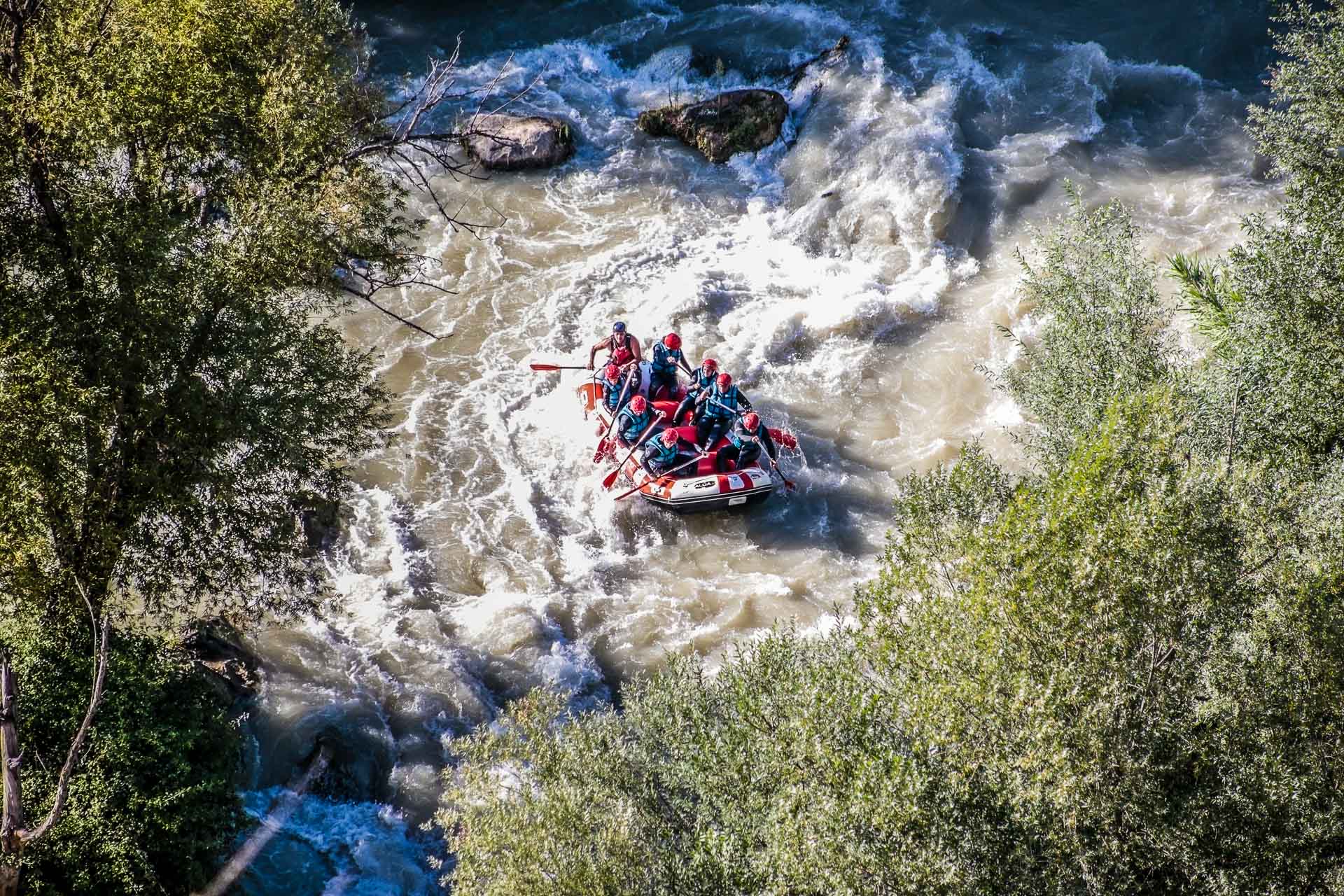 RAFTING EN R&Aacute;PIDO R&Iacute;O GENIL